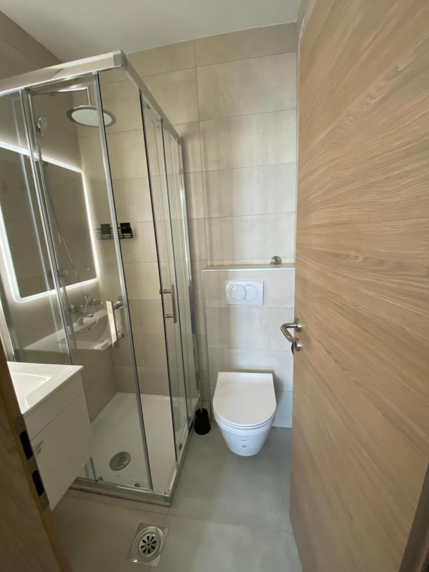 Apartmani Pozega Pag Town Exteriör bild